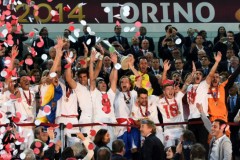 曼联赛季初战平创队史最差纪录，五大联赛独缺全胜，教练更迭待突破